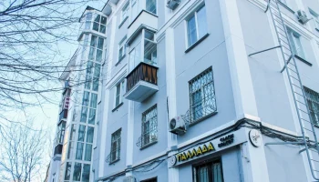 В районе Щукино прошел капитальный ремонт фасада дома 1955 года постройки