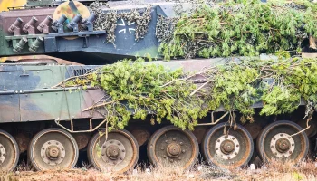 СМИ: В ЕС планируют составить список вооружений для передачи Украине