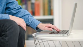 Эксперт Хайдер: финансовые блогеры могут использовать госреестр для придания себе важности