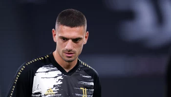 УЕФА начал расследование в отношении игрока Демирала за националистический жест