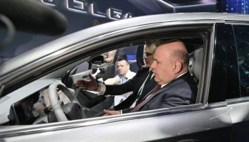 &laquo;Китайский? А хочется российский&raquo;: Мишустин раскритиковал новую Volga за руль