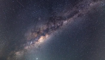 Астроном Леб: 3I/ATLAS продемонстрировал признаки искусственного происхождения