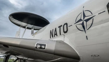 ТАСС: Самолет НАТО пятый час кружит над Черным морем
