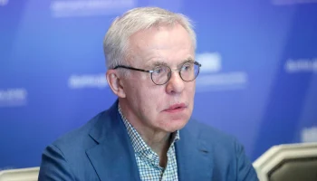 &laquo;Предательство&raquo;: Фетисов раскритиковал показ матчей ЧМ по хоккею в России