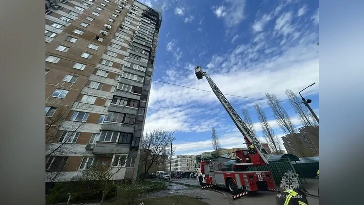 Агентство "Москва": пять балконов загорелись в жилой многоэтажке в Люберцах Агентство "Москва": пять балконов загорелись в жилой многоэтажке в Люберцах