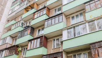 В жилом доме в районе Свиблово в 2025 году завершили замену всего лифтового оборудования с расширени