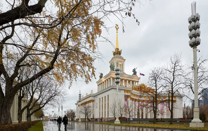 За две недели выставку в Центральном павильоне ВДНХ посетили 10 тысяч человек