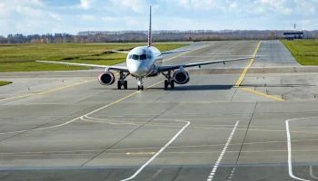 Минпромторг РФ выделит до 4,5 млрд руб на продление ресурса Superjet 100