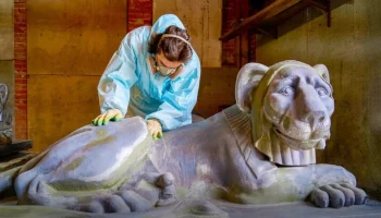 Сергей Собянин рассказал о реставрации львов усадьбы Кузьминки