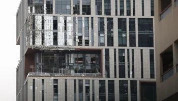 Число пострадавших при ударах по ОАЭ выросло до 217