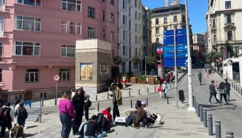 Почти 500 афтершоков произошли после землетрясения в Стамбуле