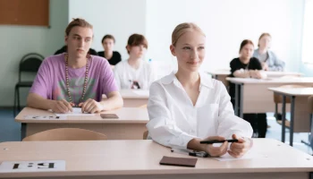 Более 60 тысяч столичных выпускников повторно написали контрольные работы в форме ЕГЭ