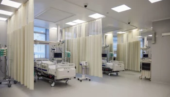 Мурашко: в стационарах РФ с симптомами ботулизма находится 301 человек