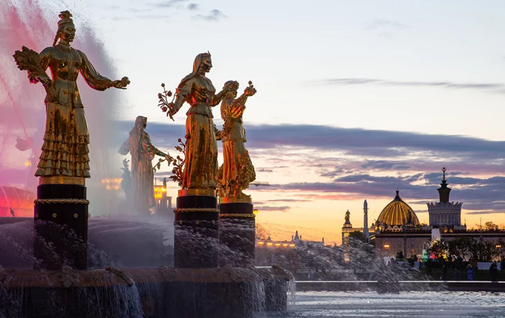 Собянин: Миллион человек посетили около 100 мероприятий в рамках 85-летия ВДНХ Собянин: Миллион человек посетили около 100 мероприятий в рамках 85-летия ВДНХ