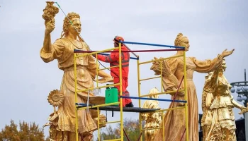 Столичные фонтаны подготовили к зиме