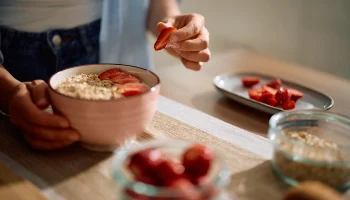 Международный день каши и Всемирный день психического здоровья: какие праздники отмечают в России и 