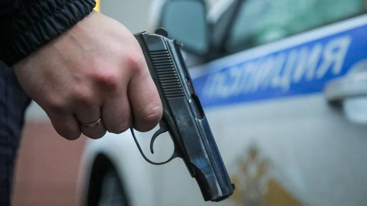 Полицейские устроили погоню со стрельбой за водителем в Балашихе Полицейские устроили погоню со стрельбой за водителем в Балашихе