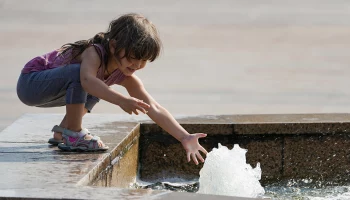 Жарко и небольшие дожди: какая погода ожидает москвичей в начале июня