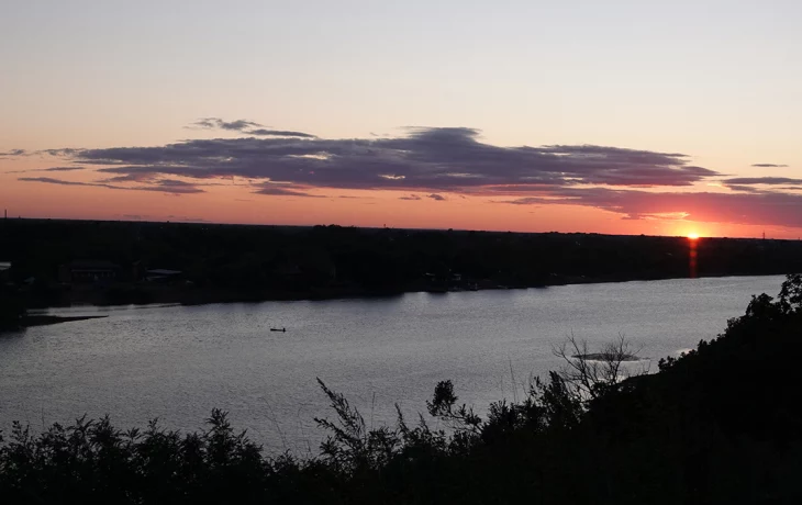 Мэр Оренбурга Салмин призвал жителей пригородных поселков и СНТ эвакуироваться Мэр Оренбурга Салмин призвал жителей пригородных поселков и СНТ эвакуироваться