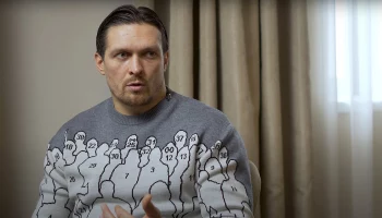 Украинский боксер Усик стал абсолютным чемпионом мира в супертяжелом весе