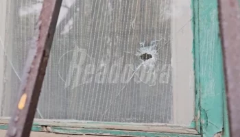 Мирный житель ранен при сбросе боеприпаса с украинского дрона на Горловку