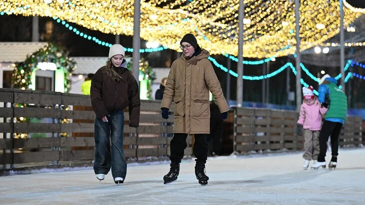 Фестиваль "Сердца на льду" пройдет на трех столичных катках 14 февраля Фестиваль "Сердца на льду" пройдет на трех столичных катках 14 февраля