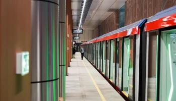 Московский суд оштрафовал обматерившую сотрудника метро пенсионерку 