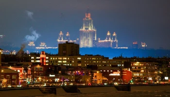 Сильный снегопад начнется в Москве во второй половине ночи 19 февраля Сильный снегопад начнется в Москве во второй половине ночи 19 февраля