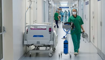 Московские врачи спасли новорожденную с опухолью ротовой полости