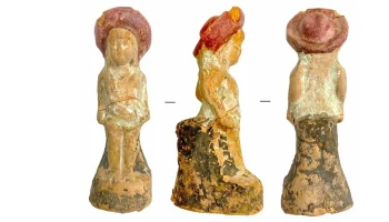 Археологи отреставрировали находки, обнаруженные в Коробейниковом переулке