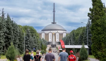 Москвичам рассказали о памятных местах мемориального комплекса на Поклонной горе