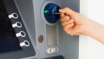 Минфин допустил ввод лимита на внесение наличных через банкоматы осенью Минфин допустил ввод лимита на внесение наличных через банкоматы осенью