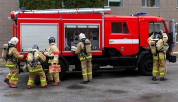 Пожар произошел в здании театрального института имени Щукина в Москве