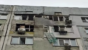 Беспилотник ВСУ влетел в квартиру жилого дома в Энергодаре