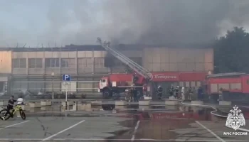 Торговый центр загорелся в Ставропольском крае