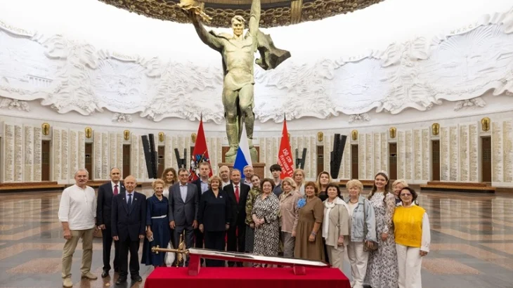 Музею Победы передали на вечное хранение уникальный экспонат Музею Победы передали на вечное хранение уникальный экспонат