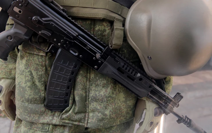 Певица Елена Любарец выступила в Едином пунке отбора на военную службу в Москве Певица Елена Любарец выступила в Едином пунке отбора на военную службу в Москве