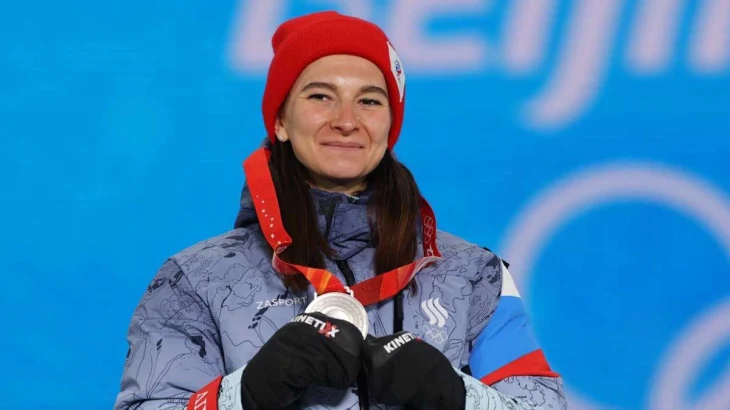 Лыжница Непряева рассказала, как иностранцы реагируют на возвращение россиян Лыжница Непряева рассказала, как иностранцы реагируют на возвращение россиян