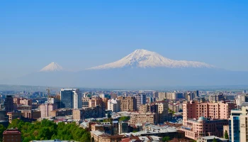 Массовые акции протеста начались в Армении