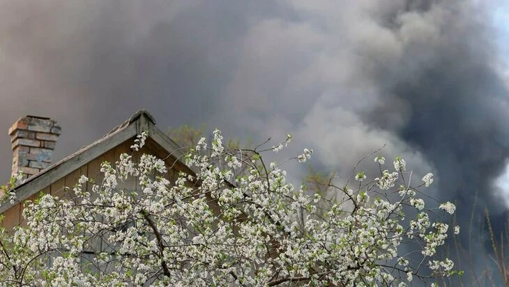 Глава ЛНР Пасечник заявил, что 9 человек пострадали при ударе по заводу Луганска Глава ЛНР Пасечник заявил, что 9 человек пострадали при ударе по заводу Луганска