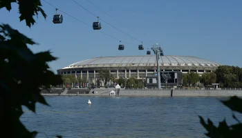 Москвичей предупредили об ограничениях на станциях метро рядом с &laquo;Лужниками&raquo;
