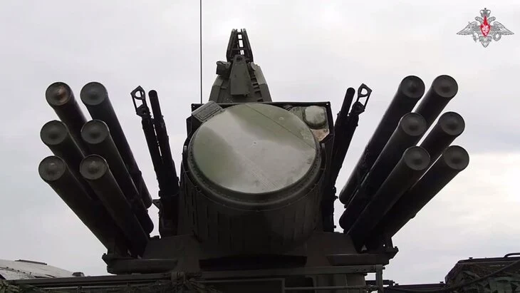 ПВО сбила за ночь 42 беспилотника над регионами РФ