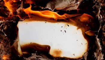 Задымление в школе на Кубани, где эвакуировали 800 человек, произошло из-за жженной бумаги