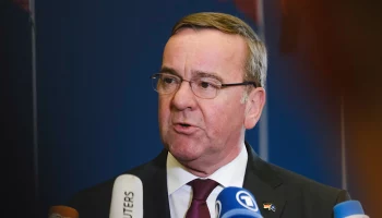 Министр обороны Германии выступил с заявлением о публикации разговора военных