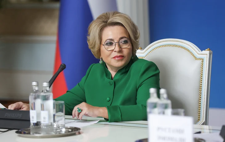 Матвиенко попросила главу Якутии прислать морозы в Москву Матвиенко попросила главу Якутии прислать морозы в Москву