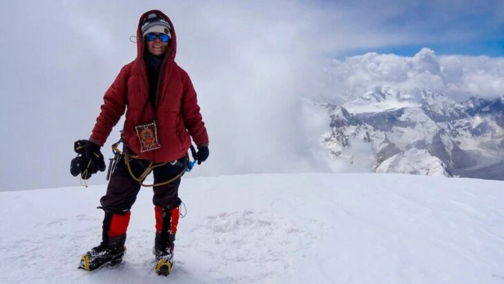 Спасение альпинистки Наговициной в горах Киргизии займет не менее 2–3 дней Спасение альпинистки Наговициной в горах Киргизии займет не менее 2–3 дней