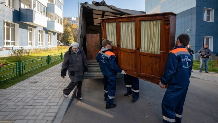 Около 80% семей в ЗАО воспользовались помощью города при переезде по программе реновации