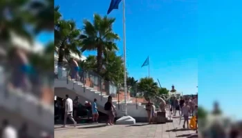 Отдыхающих начали эвакуировать с пляжей Сочи