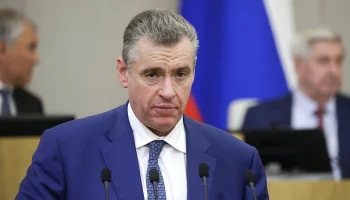 Слуцкий объяснил идею сократить рабочую неделю для многодетных родителей