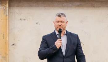 Выставка детских рисунков открылась в Ново-Переделкине ко Дню воссоединения Крыма